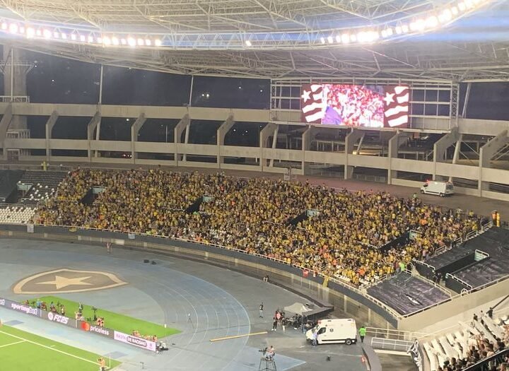 «Nos tuvieron cuatro horas encerrados después de que terminó el partido»: el estremecedor relato de una hincha de Peñarol tras los incidentes en Río